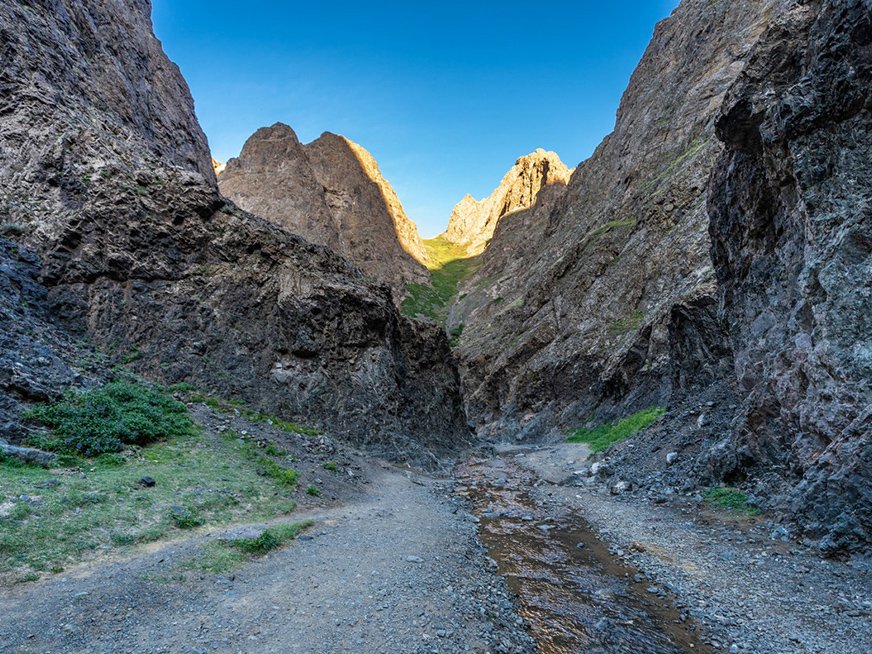 Eagle Valley (Yolyn Am)